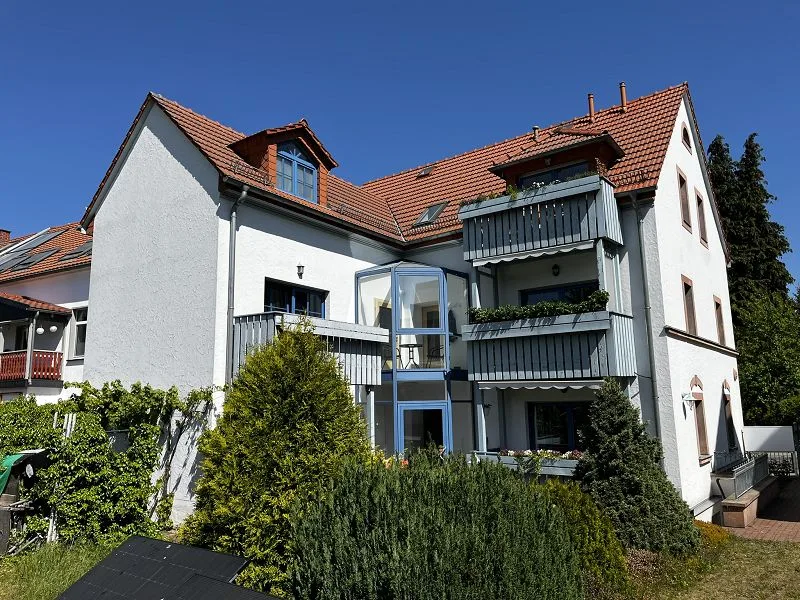 Mehrfamilienwohnhaus