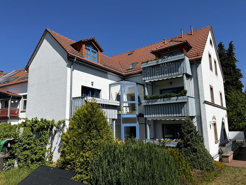 Mehrfamilienwohnhaus