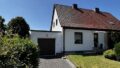 Wohnhaus und Garage