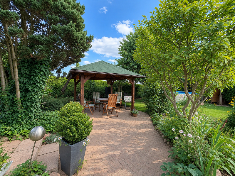 überdachte Terrasse