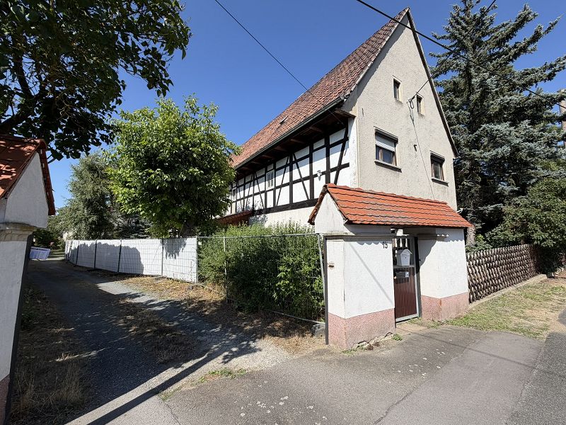 Blick auf die Liegenschaft